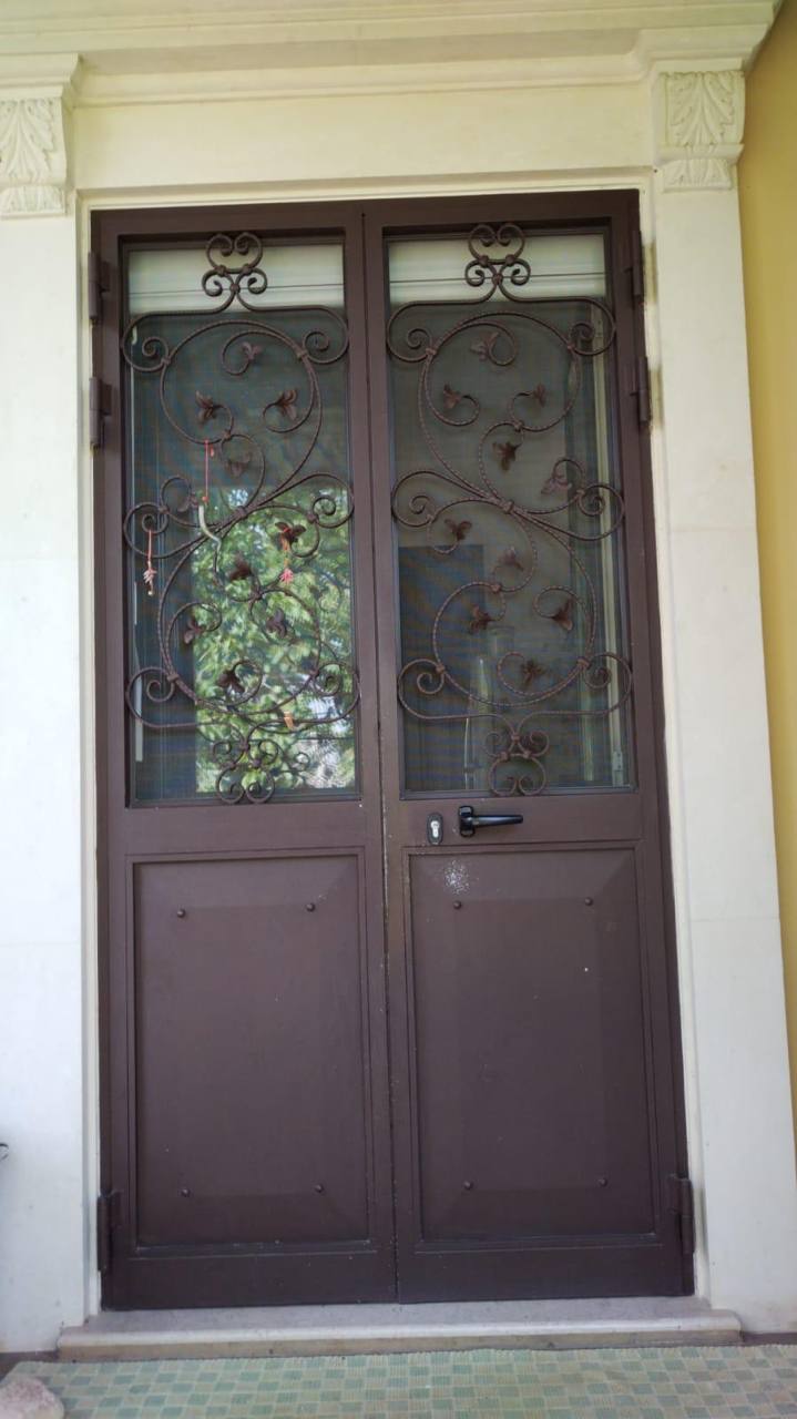 Infisso in ferro